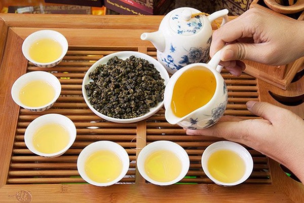 Trà ô long là gì và những lợi ích ít biết của trà ô long? - Nguyên liệu pha  chế Horecavn